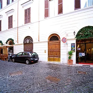 vetrina-holidays-apartment-navona-square.it-romehotels.com/